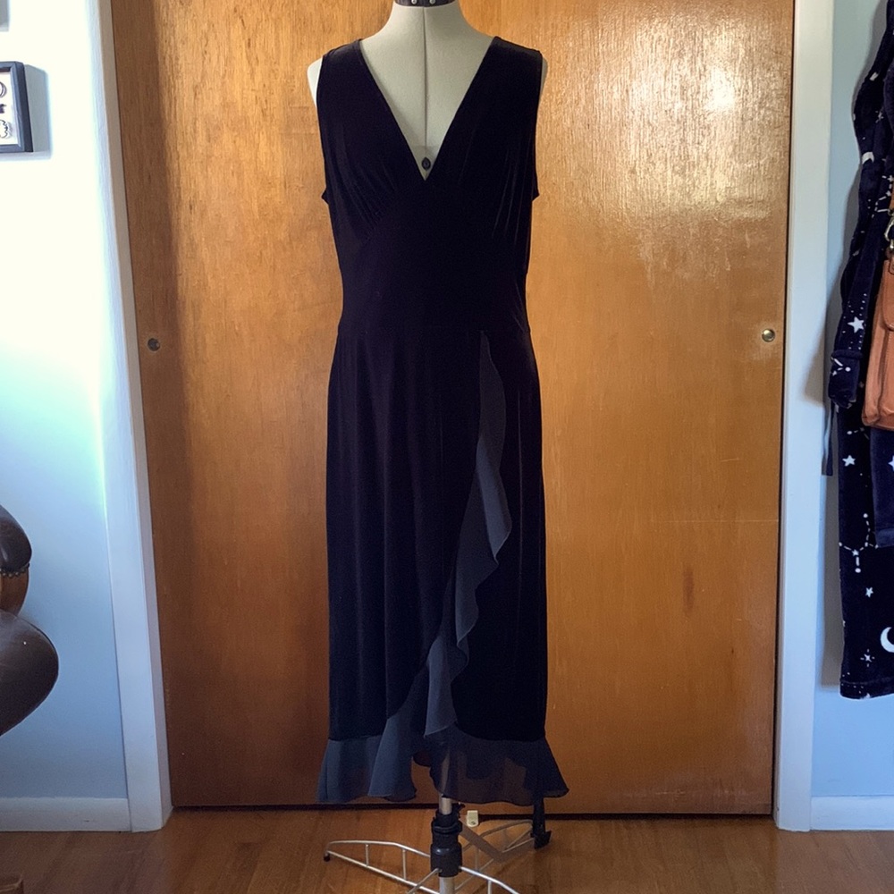 Connected black velvet tulip dress scalloped hem 14